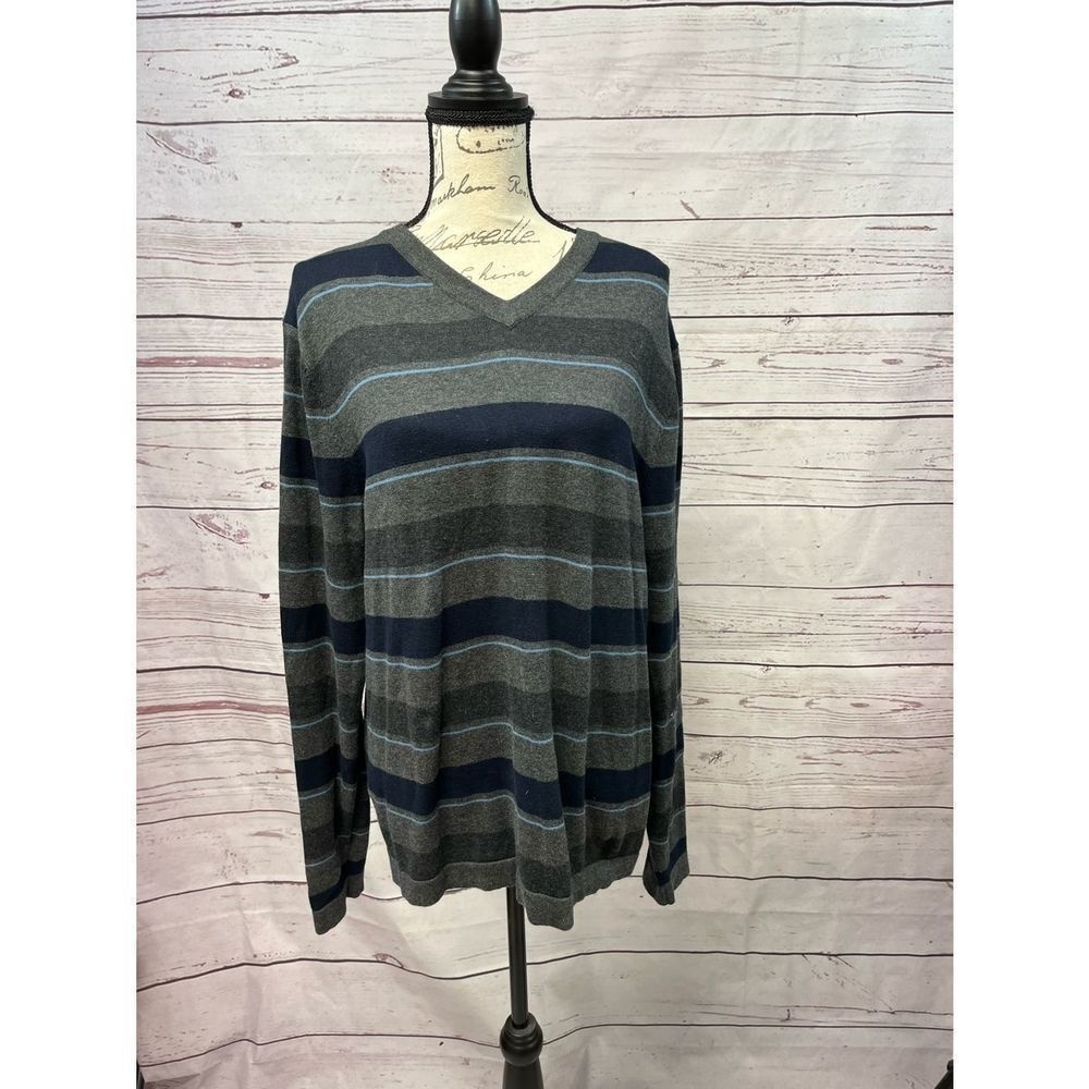 Chatham Road Mens Size Large Striped‎ V Neck Long Sleeve Sweater Gray Blue